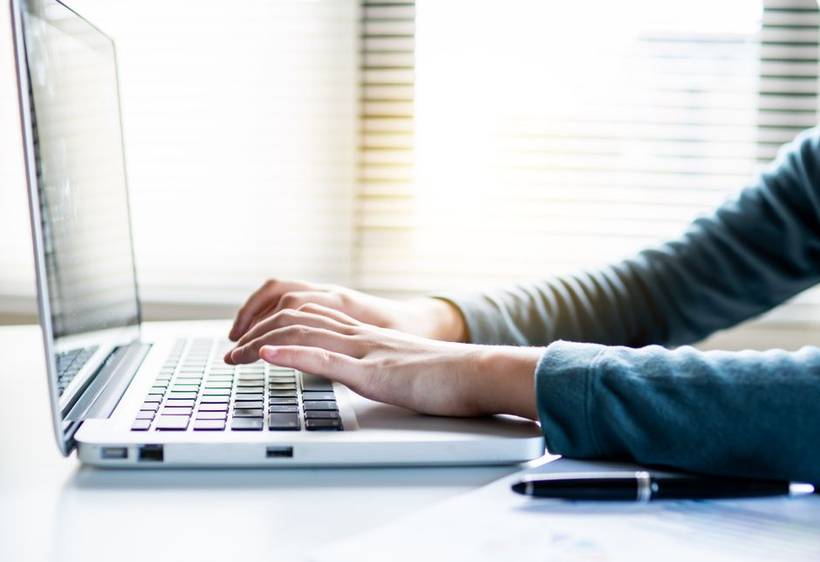 Cum cauți un job eficient: strategie, platforme și networking