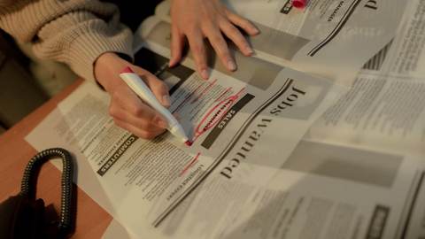 Cum se calculează indemnizația de șomaj: formula pe ISR, explicată